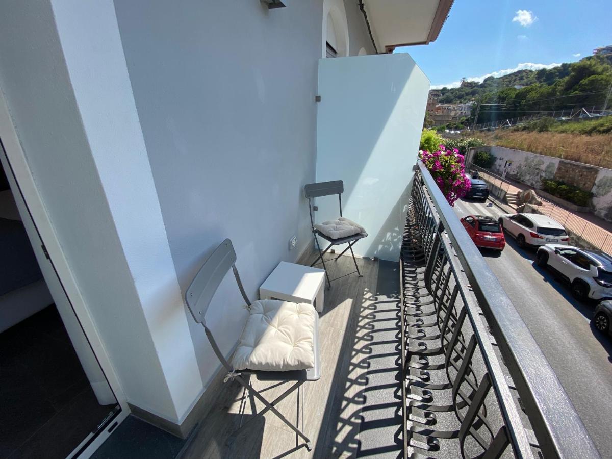 Naxos Marina Bay Bed & Breakfast Giardini Naxos Bagian luar foto